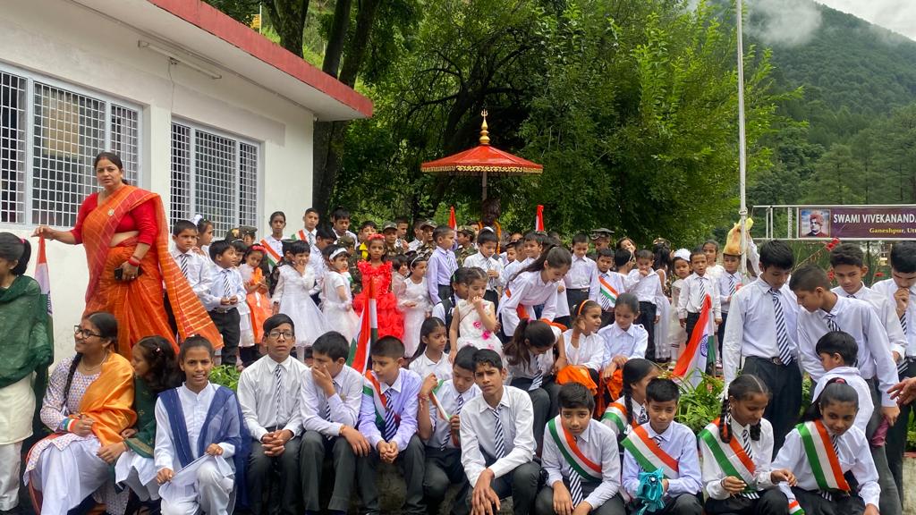 Swami Vivekananda School children at an event.
